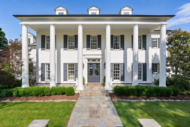 802 W Brow Rd, Home with 7 bedrooms, 8 bathrooms and 4 parking in Lookout Mountain TN | Image 15