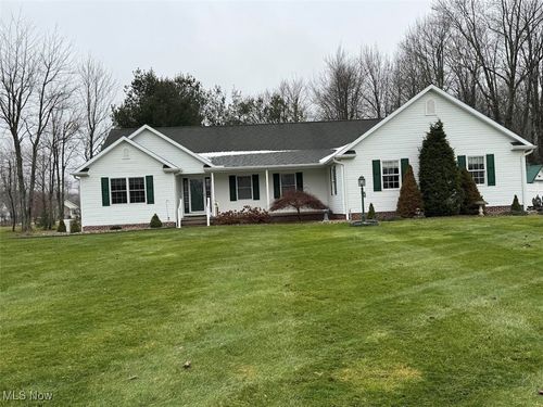 2940 Corries Way, Conneaut, OH, 44030-3284 | Card Image