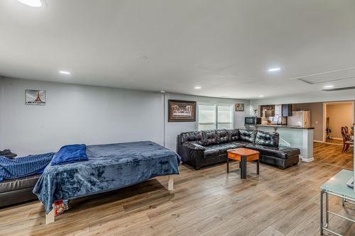 119 Chapel Ct, spartanburg, SC, 29301-4870 | Card Image