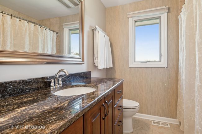 6479 Bannister Ct, House other with 4 bedrooms, 3 bathrooms and 2 parking in Lisle IL | Image 20