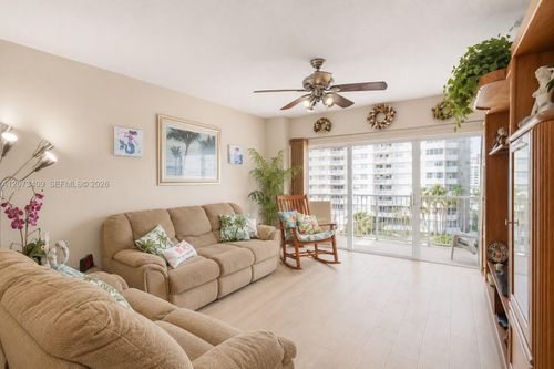 5e-1965 S Ocean Dr, Hallandale Beach, FL, 33009-5921 | Card Image