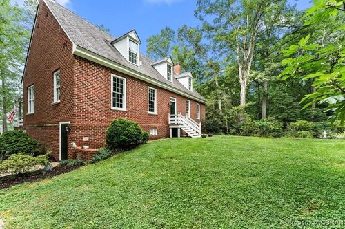 1093 Browns Ln, Lancaster, VA, 22503-3640 | Card Image
