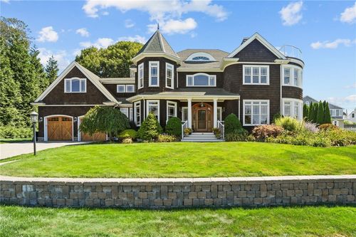74 Bayberry Rd, Narragansett, RI, 02882-2210 | Card Image