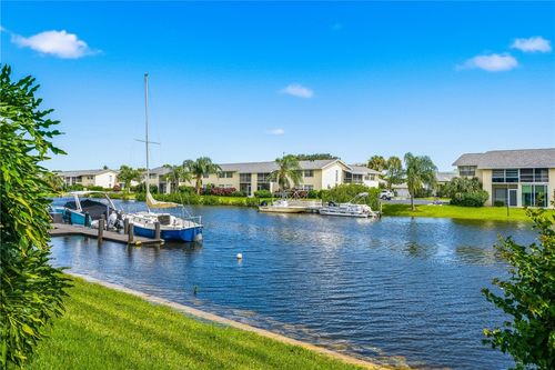 b103-1830 Robalo Dr, Vero Beach, FL, 32960-7258 | Card Image