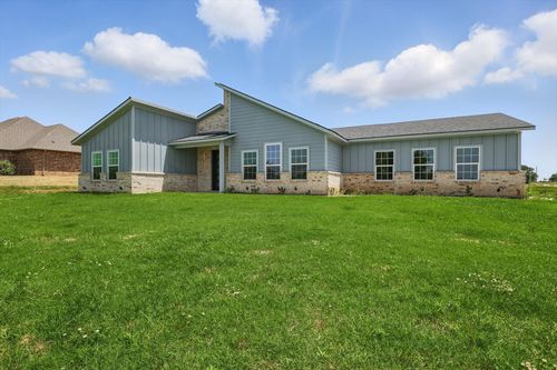 732 County Road 3424, Bridgeport, TX, 76426-6827 | Card Image