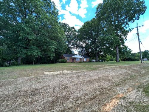 2108 Stallings Rd, Stallings, NC, 28104-4297 | Card Image