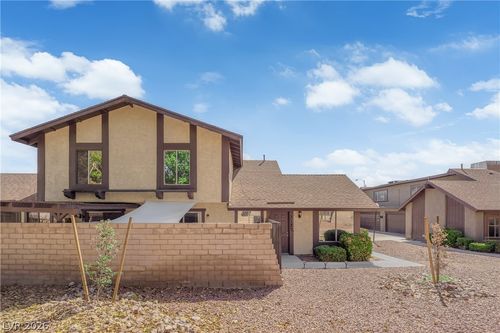 3157 Batavia Dr, Las Vegas, NV, 89102-7304 | Card Image