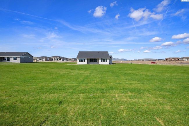 7207 Ambrosia St, Home with 4 bedrooms, 3 bathrooms and null parking in Kennewick WA | Image 39
