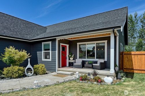 919 Whispering Meadows Ct, Nooksack, WA, 98276-4022 | Card Image