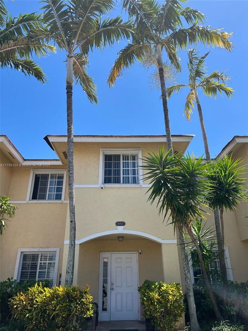 132-2036 Ne 167th St, North Miami Beach, FL, 33162-3295 | Card Image