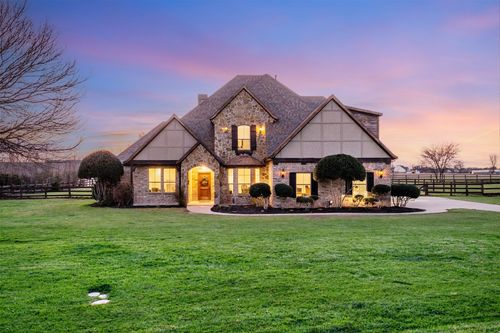 2705 Kerry Ct, Argyle, TX, 76226-1599 | Card Image