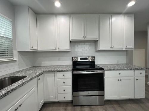 304 Oak St, Mckinney, TX, 75069-3734 | Card Image