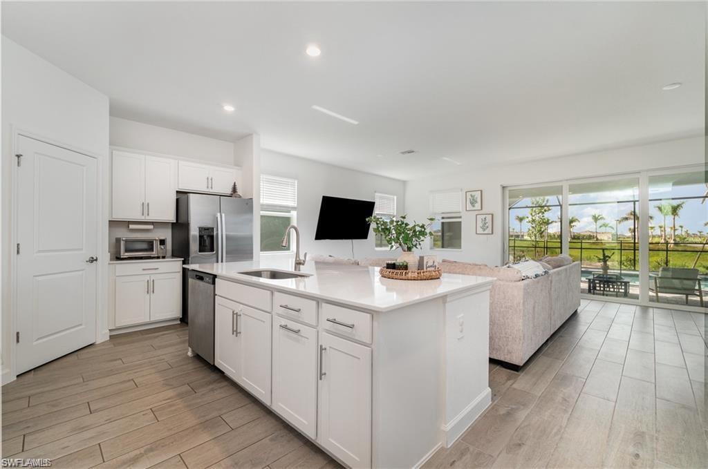 Residential in PUNTA GORDA 4