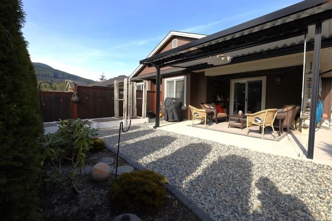 741 Gerussi Lane, Home with 2 bedrooms, 2 bathrooms and null parking in Gibsons BC | Image 21