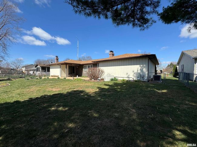 120 Basswood Rd, House other with 3 bedrooms, 3 bathrooms and null parking in Springfield IL | Image 37