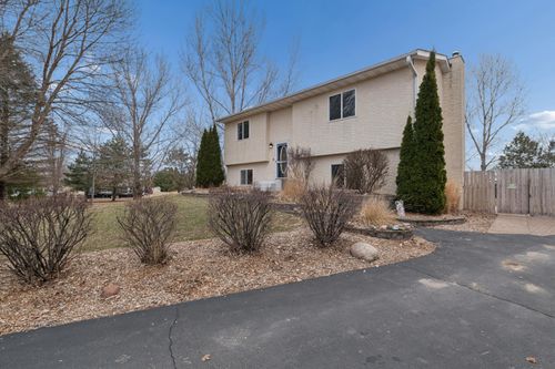 37625 Eleanor Ave, North Branch, MN, 55056-5546 | Card Image