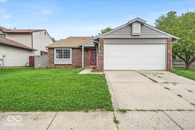 3734 Vienna Place, House other with 3 bedrooms, 3 bathrooms and null parking in Indianapolis IN | Image 1