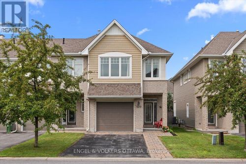 520 Rochefort Circle, Ottawa, ON, K4A0M8 | Card Image