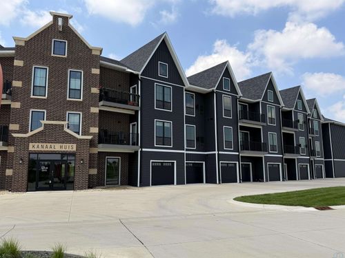 1311 Canal Ct Se, Orange City, IA, 51041-7614 | Card Image