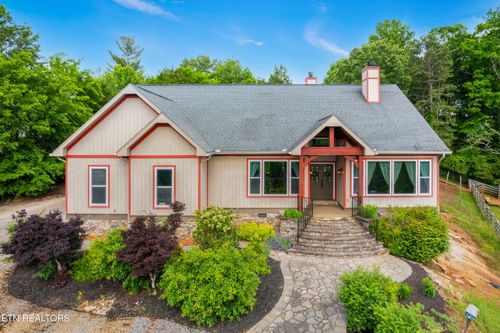 2001 Beals Chapel Rd, Lenoir City, TN, 37772 | Card Image