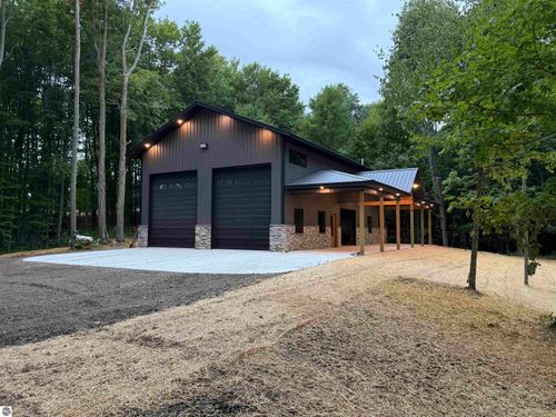 11759 E M 72, Williamsburg, MI, 49690 | Card Image