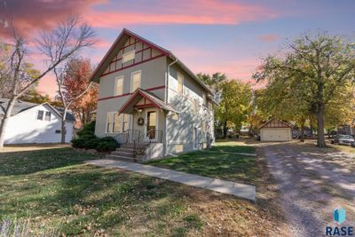 805 Sunnyside Ave, House other with 3 bedrooms, 1 bathrooms and null parking in Valley Springs SD | Image 1