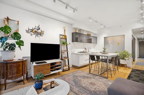 228-108 E 1st Ave, Vancouver, BC, V5T0E4 | Card Image