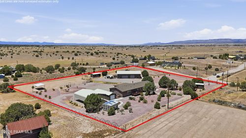 875 W Little Ranch Rd, Paulden, AZ, 86334-4008 | Card Image