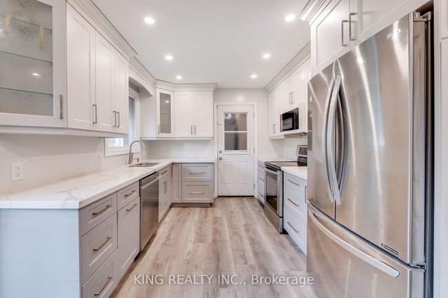 1761 Daleview Cres, House other with 4 bedrooms, 2 bathrooms and 8 parking in Cambridge ON | Image 8