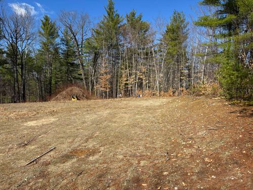 143 Holly Ridge Ln, Conway, NH, 03818-7227 | Card Image