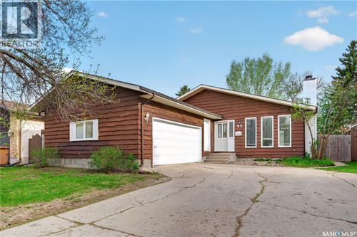 83 Groome Ave, Regina, SK, S4S6S3 | Card Image