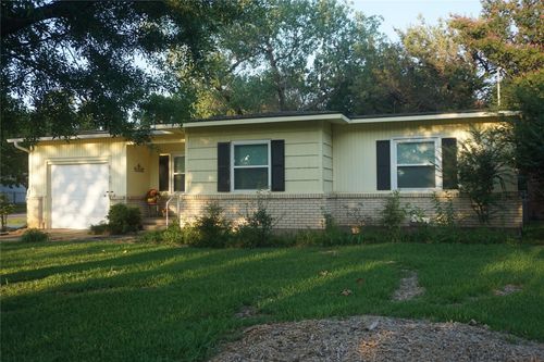 2121 N Alexander St, Sherman, TX, 75092-2705 | Card Image