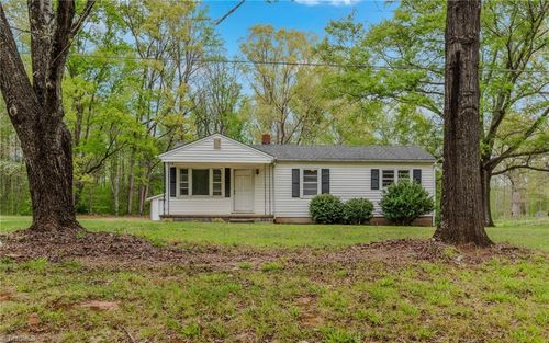 1851 Us Highway 311, Walnut Cove, NC, 27051 | Card Image