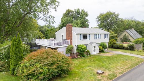 80 Peck Ave, Bristol, RI, 02809-1517 | Card Image