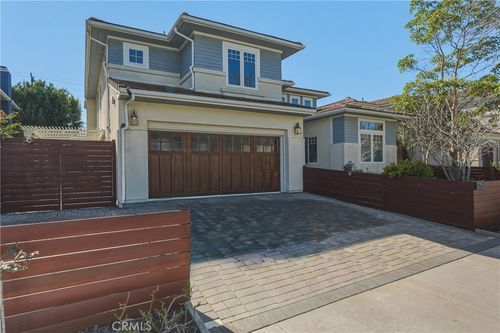 6750 Andover Ln, Los Angeles, CA, 90045-1094 | Card Image