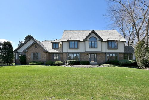 5681 River Park Dr, Libertyville, IL, 60048-4203 | Card Image