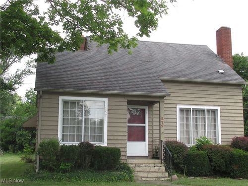 272 Shields Rd, Youngstown, OH, 44512-1921 | Card Image