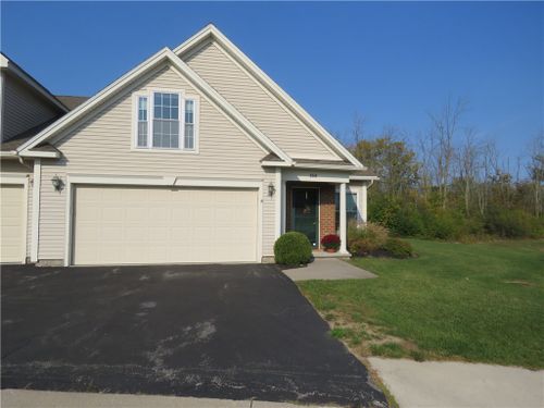 135 Eagle Pine Way, Henrietta, NY, 14623 | Card Image