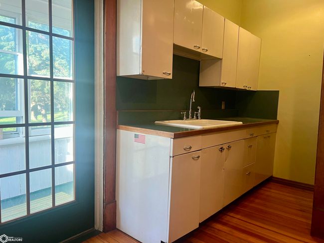 210 2 Nd St, House other with 3 bedrooms, 2 bathrooms and null parking in Manning IA | Image 8