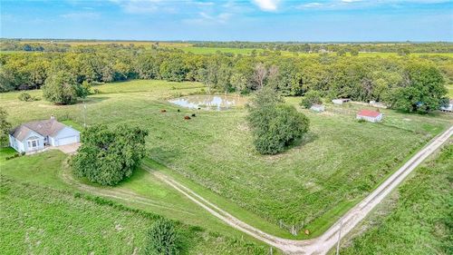475 Sw 801st Rd, Holden, MO, 64040-8268 | Card Image