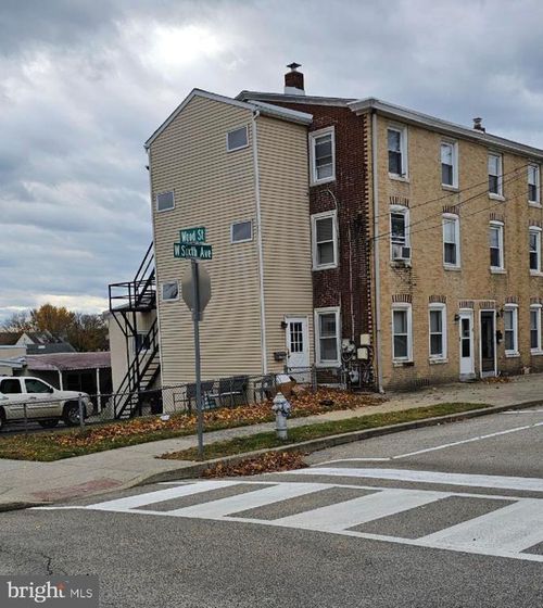 303 W 6th Ave, CONSHOHOCKEN, PA, 19428-1619 | Card Image