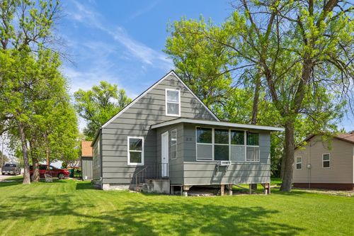 32 2nd Avenue Nw, Mayville, ND, 58257 | Card Image