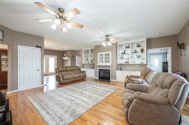 417 Mcgill Cir, House other with 3 bedrooms, 3 bathrooms and null parking in Iva SC | Image 6