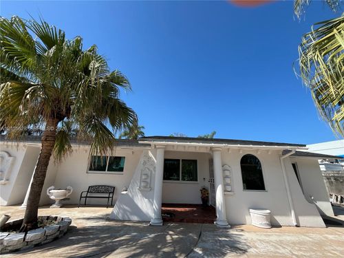 2525 Sw 107th Ct, Miami, FL, 33165-2459 | Card Image