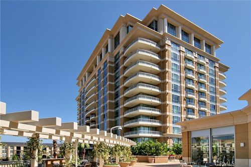 5042 Scholarship, Irvine, CA, 92612-5682 | Card Image