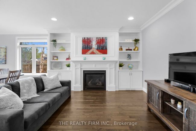15 Mayapple Cres, House other with 5 bedrooms, 3 bathrooms and 4 parking in Ilderton ON | Image 8