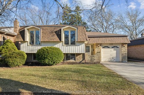 2268 Wyandotte Drive, Oakville, ON, L6L2T5 | Card Image