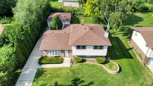 722 Merlin Dr, Schaumburg, IL, 60193-4321 | Card Image