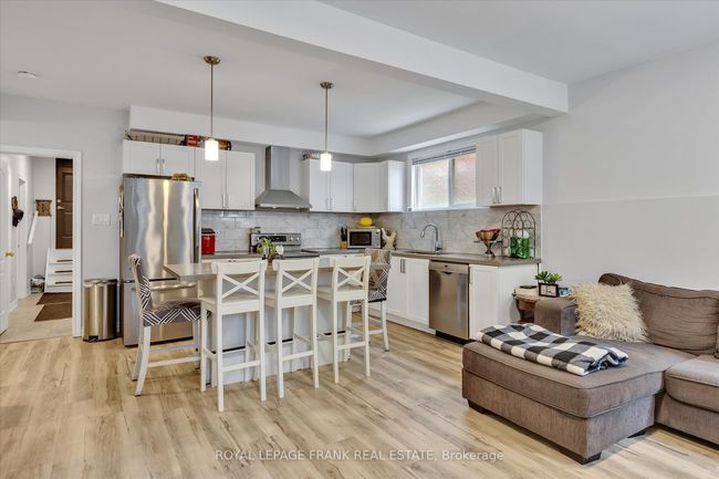 999 Baker St, House other with 5 bedrooms, 3 bathrooms and 2 parking in Peterborough ON | Image 31