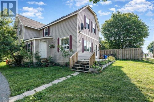 b-270 Moffat Street, Orillia, ON, L3V4G1 | Card Image